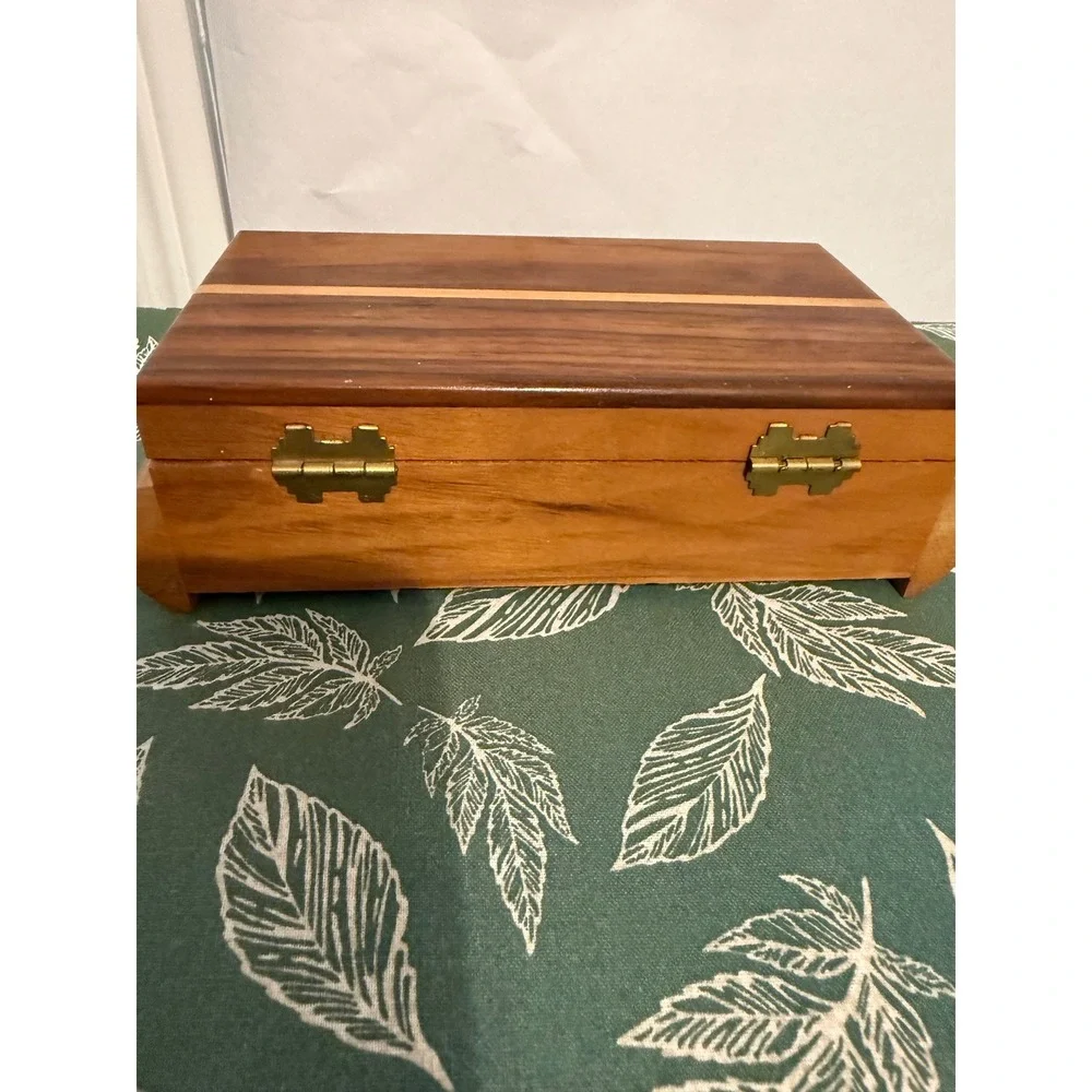 Handcrafted Mixed Wood Trinket Box Inlay Hinged Keepsake Jewelry Chest Brown MCM